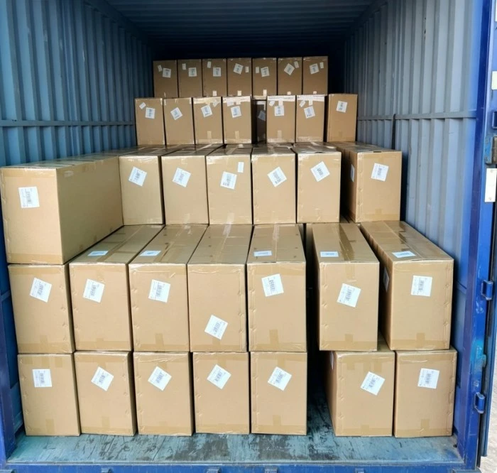 Packaging and shipping of M14x1.5 Ball Seat Wheel Lug Bolts